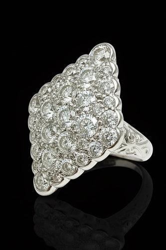 Bague Anello romboïdal aux diamants en or blanc 58 Facettes