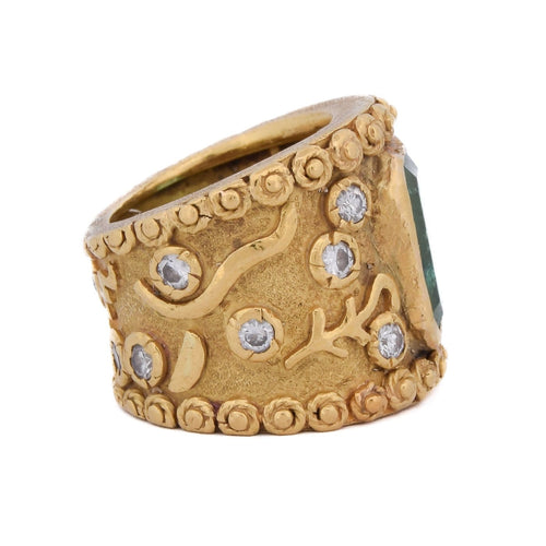 47 Bague vintage en or 18 kt avec émeraude et diamants 58 Facettes AN687 '(05290)