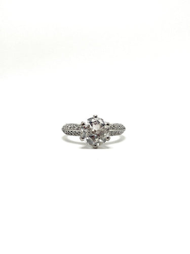 55 Bague en or blanc 18K et diamants, central env. 1,50 ct 58 Facettes SKU BO/230076