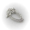 Broche Mid-Century - Broche nœud ovale en or blanc 14K et diamants 58 Facettes 11155