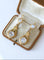 Boucles d'oreilles anciennes en or jaune et pierres de lune 58 Facettes