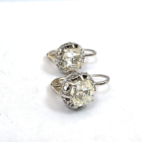 Boucles d'oreilles en or 18 kt et diamants taille ancienne 58 Facettes 450/26 A