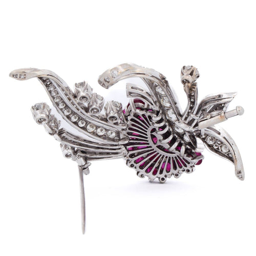 Broche Broche vintage - Broche en or blanc avec rubis et diamants 58 Facettes SP 82 '(00549)