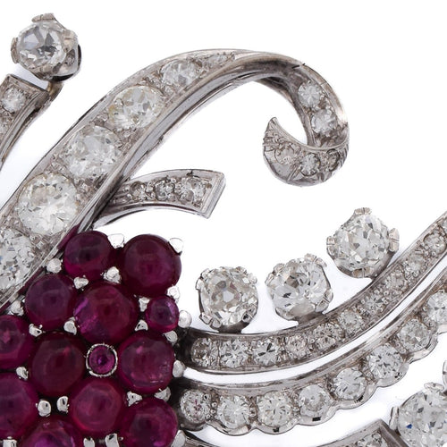 Broche Broche vintage - Broche en or blanc avec rubis et diamants 58 Facettes SP 82 '(00549)