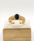 59 Bague jonc en or jaune, saphir et diamants 58 Facettes 244