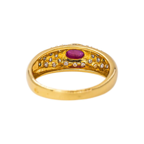 55.5 Bague en or jaune, rubis et diamants 58 Facettes 5713875CN