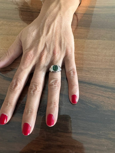 51.5 Art déco - Bague en or blanc et tourmaline verte 58 Facettes 1792426