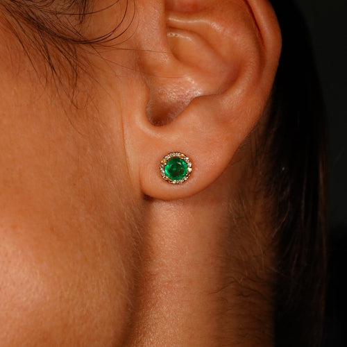 Boucles d'oreilles Boucles d'oreilles en or jaune 14 ct, émeraudes et diamants 58 Facettes E0031