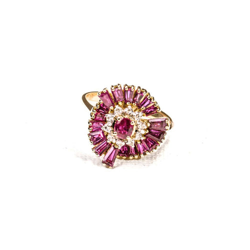 Bague 53 Bague jupe en or jaune, rubis et diamants 58 Facettes LMB-378