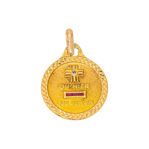 Augis Médaille d'amour - Pendentif en or jaune, rubis synthétiques et diamant 58 Facettes 5713473CN