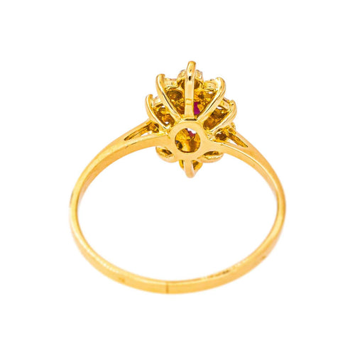 51 Bague marquise en or jaune, rubis et diamants 58 Facettes 5714239CN