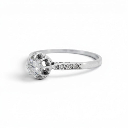 59 Bague solitaire Art déco en platine et diamants 58 Facettes RI-1070