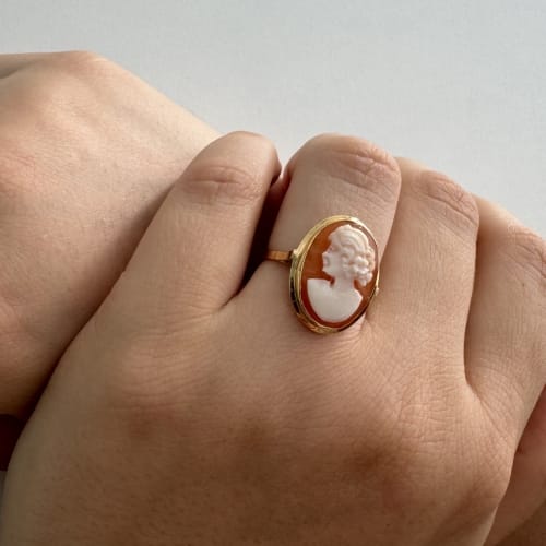 https://ledial.it/app/uploads/2026/07/31723-anello-oro-cammeo_51.jpg