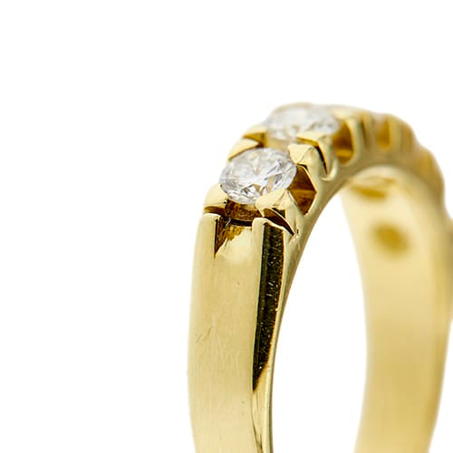 https://ledial.it/app/uploads/2026/07/32671-anello-oro-riviere-diamanti_11.jpg