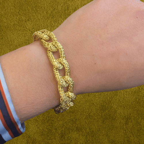 Bracelet à mailles torsadées en or jaune 18 carats 58 Facettes CAE-BR-MTOR-YG