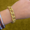 Bracelet à mailles torsadées en or jaune 18 carats 58 Facettes CAE-BR-MTOR-YG