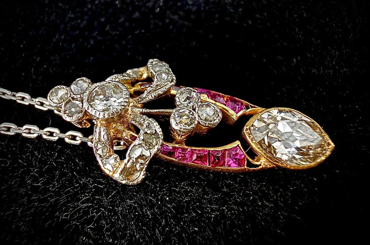 Art Nouveau - Pendentif en or jaune, argent, diamants et rubis 58 Facettes Bague 4