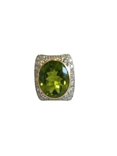 Bague 54 Bague cocktail en or jaune et blanc, péridot et diamants 58 Facettes 01374