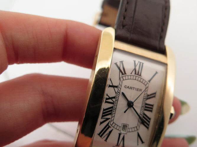 Cartier Tank Américaine - Montre GM en or jaune 18k 58 Facettes 275971