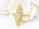 55.5 Bague marquise en or jaune et diamants 58 Facettes 33721
