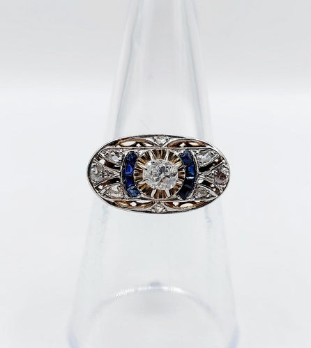 53 Bague marquise Art déco en or rose, diamants et saphirs 58 Facettes A07579