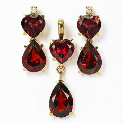Boucles d'oreilles Parure boucles d’oreilles et pendentif en or jaune, grenats et diamants 58 Facettes S002