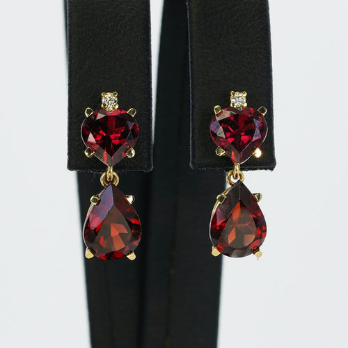 Boucles d'oreilles Parure boucles d’oreilles et pendentif en or jaune, grenats et diamants 58 Facettes S002
