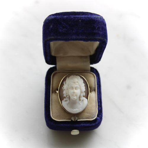 Bague 61 Bague victorienne camée en or jaune 14K 58 Facettes 11163