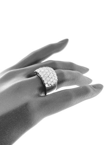 56 Bague cocktail certifiée HRD en or blanc 18 carats et diamants 58 Facettes A2089