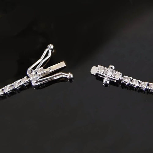 Embrace - Bracelet tennis en platine et diamants 1,0 ct 58 Facettes GBT1260PT