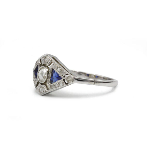 54 Art déco - Bague en or blanc 750, saphir et diamants taille rose 58 Facettes SA016