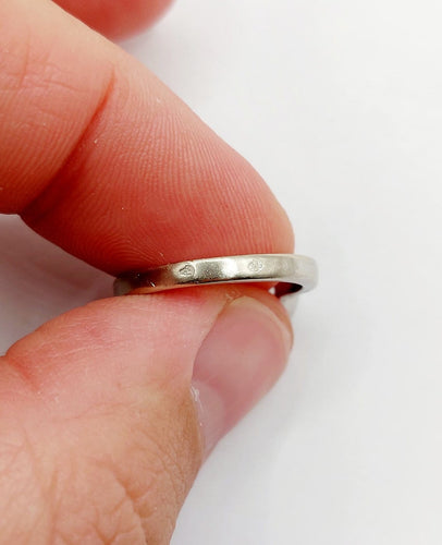 52.5 Bague solitaire en or blanc et diamant taille marquise 58 Facettes A07558