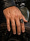 Bague 64 Bague tête de mort en or gris palladié et diamants 58 Facettes 40