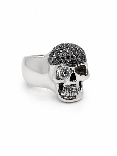 Bague 64 Bague tête de mort en or gris palladié et diamants 58 Facettes 40
