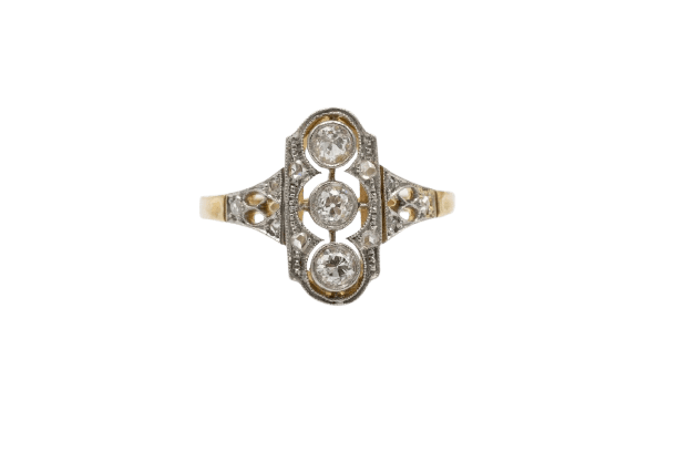 Art déco - Bague en or jaune, platine et diamants