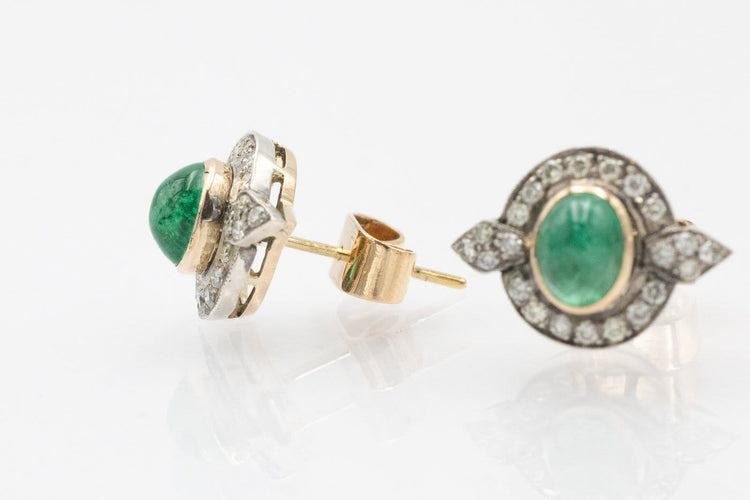 Boucles d'oreilles en or jaune avec émeraudes et diamants 58 Facettes 13448