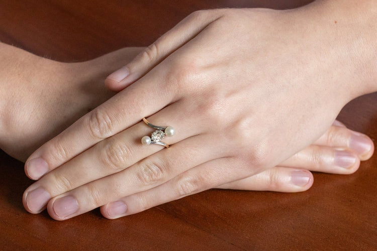 53 Bague ancienne en or jaune, platine, diamant et perles 58 Facettes 13413