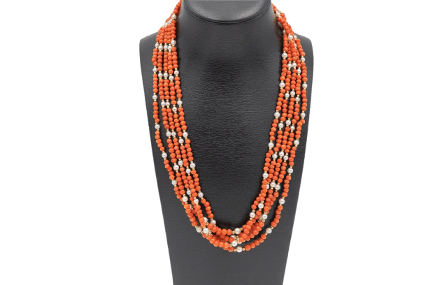 Collier ancien en corail, perles et or jaune 58 Facettes 13475