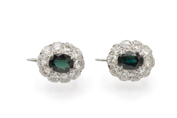 Boucles d'oreilles en or blanc, saphirs et diamants 58 Facettes 13489