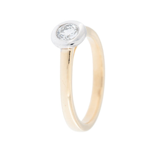 54 Bague solitaire HRD en or jaune et blanc avec diamant 58 Facettes A1909