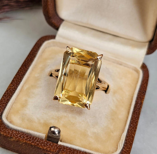 Bague 56.5 Bague cocktail vintage en or rose 18 carats et citrine 58 Facettes 681