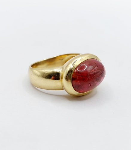 53 Bague cocktail vintage en or 18k et tourmaline cabochon 58 Facettes A07433