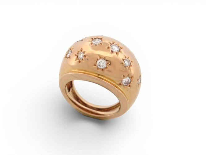 43 Bague dôme en or jaune 18K et diamants 58 Facettes 273983