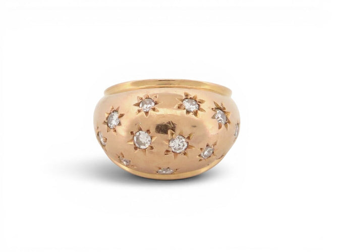 43 Bague dôme en or jaune 18K et diamants 58 Facettes 273983