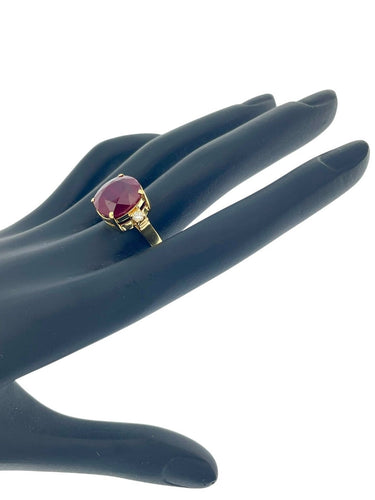 55 Bague cocktail IGI en or jaune, rubis et diamants 58 Facettes A2088