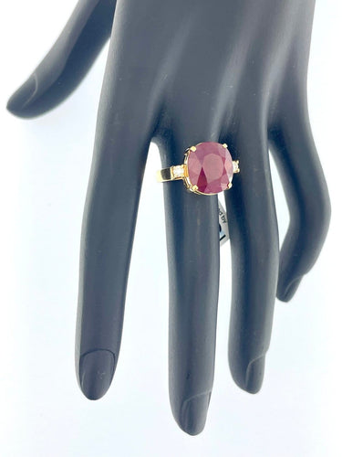 55 Bague cocktail IGI en or jaune, rubis et diamants 58 Facettes A2088