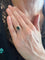 53 Bague saphir vert 2,58 carats et diamants en or rose 58 Facettes