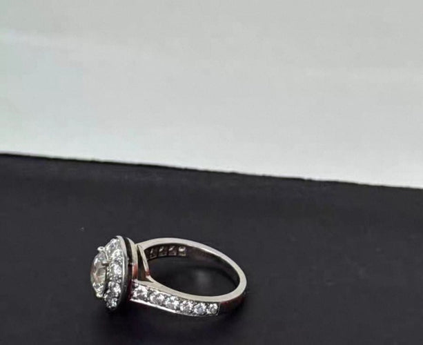51 Van Cleef & Arpels Icône - Bague solitaire diamant 1,01 ct 58 Facettes jnci142