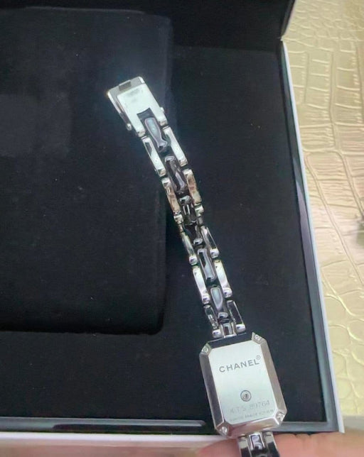 Chanel Première - Montre en céramique et diamants 58 Facettes jnci143