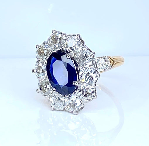 50 Bague marguerite en or 18 carats, saphir et diamants 58 Facettes AB735